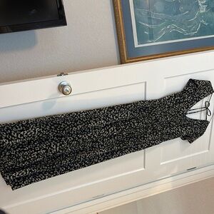 Tommy Bahama, size XS, black with green animal print